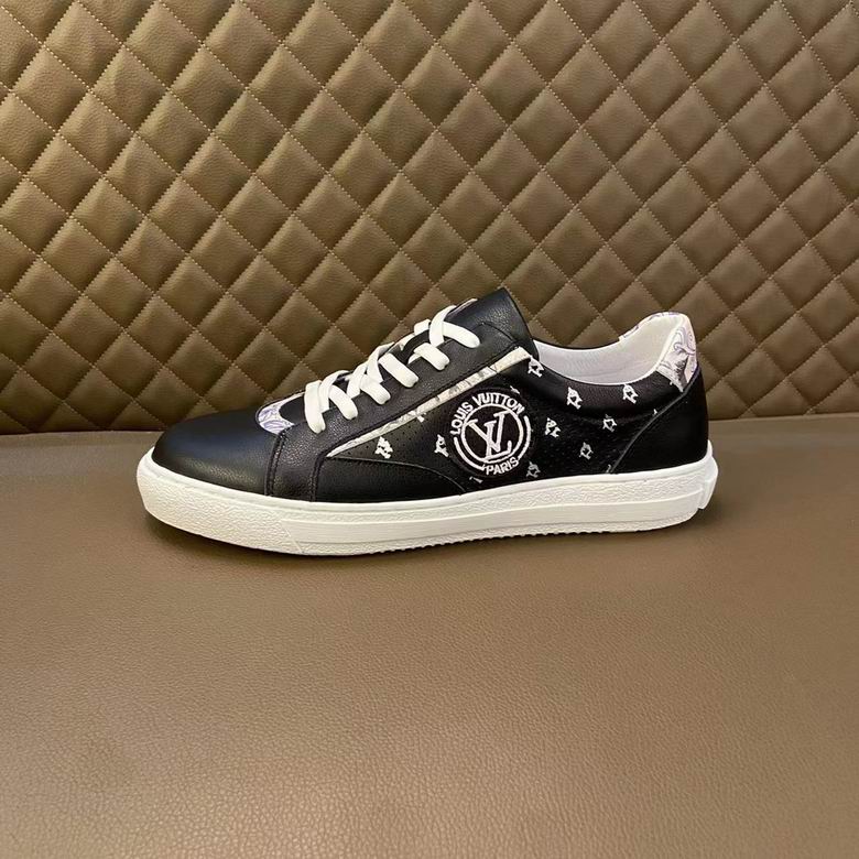 men LV shoes-089